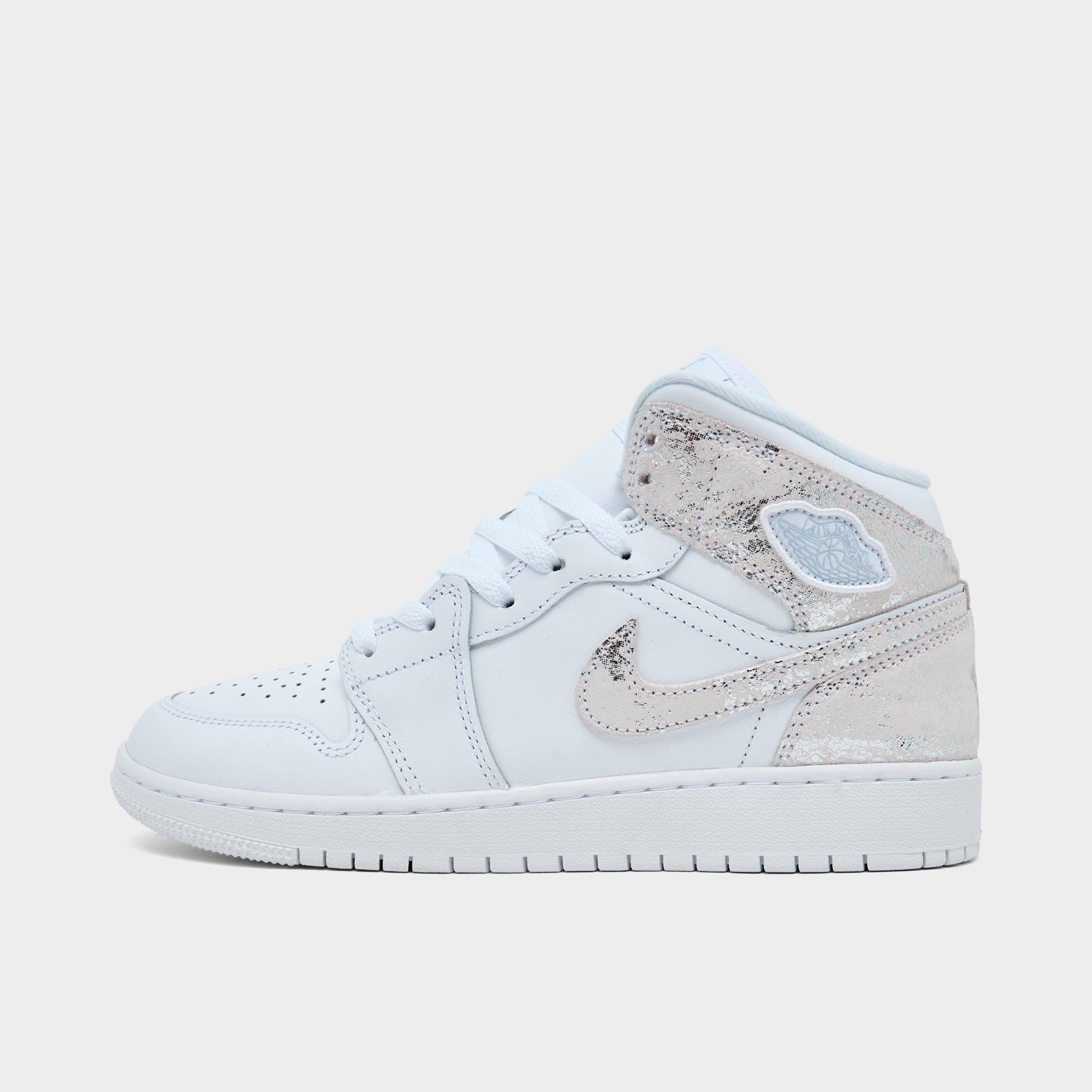 Air Jordan Retro 1 Mid SE Casual Shoes