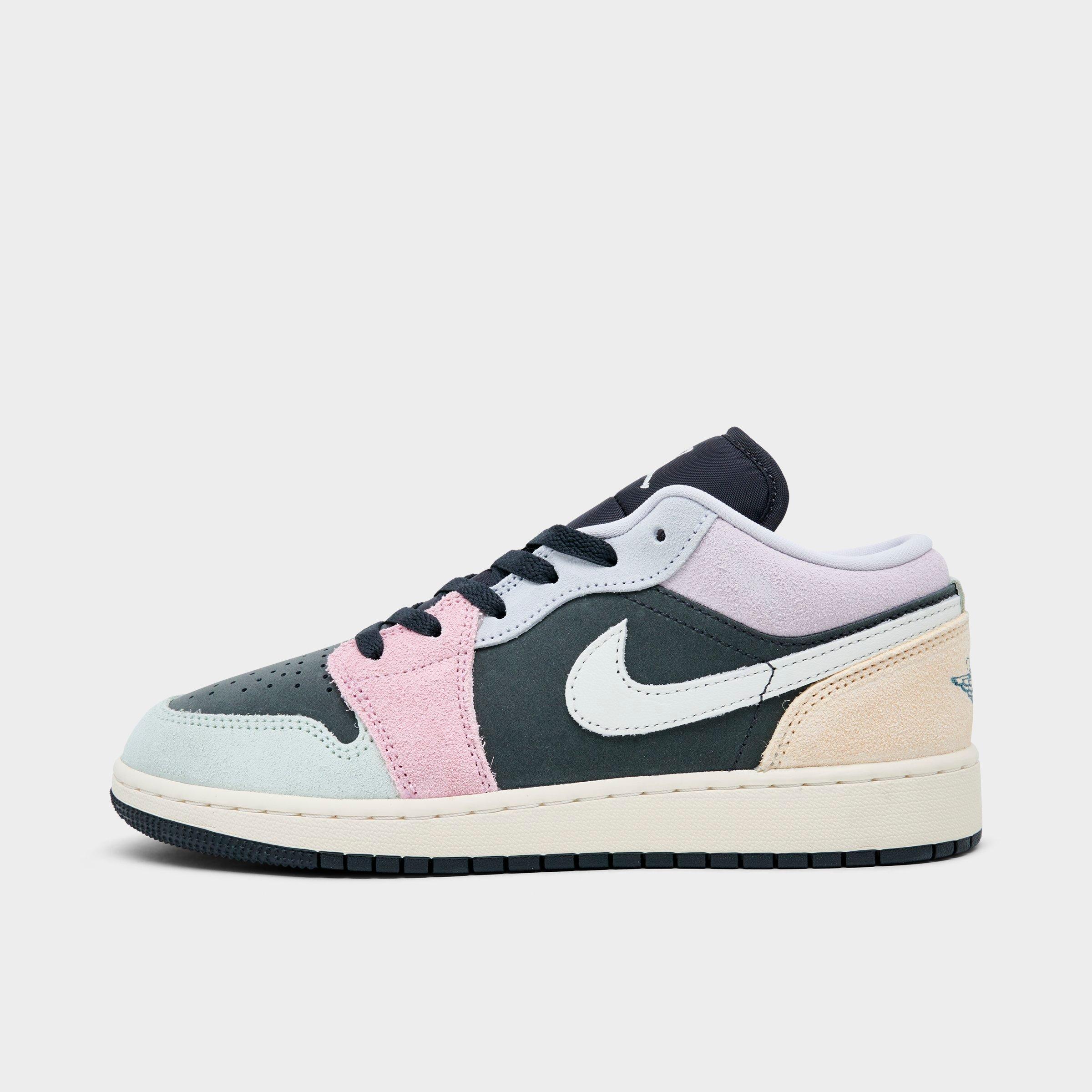 Air Jordan Retro 1 Low SE Casual Shoes