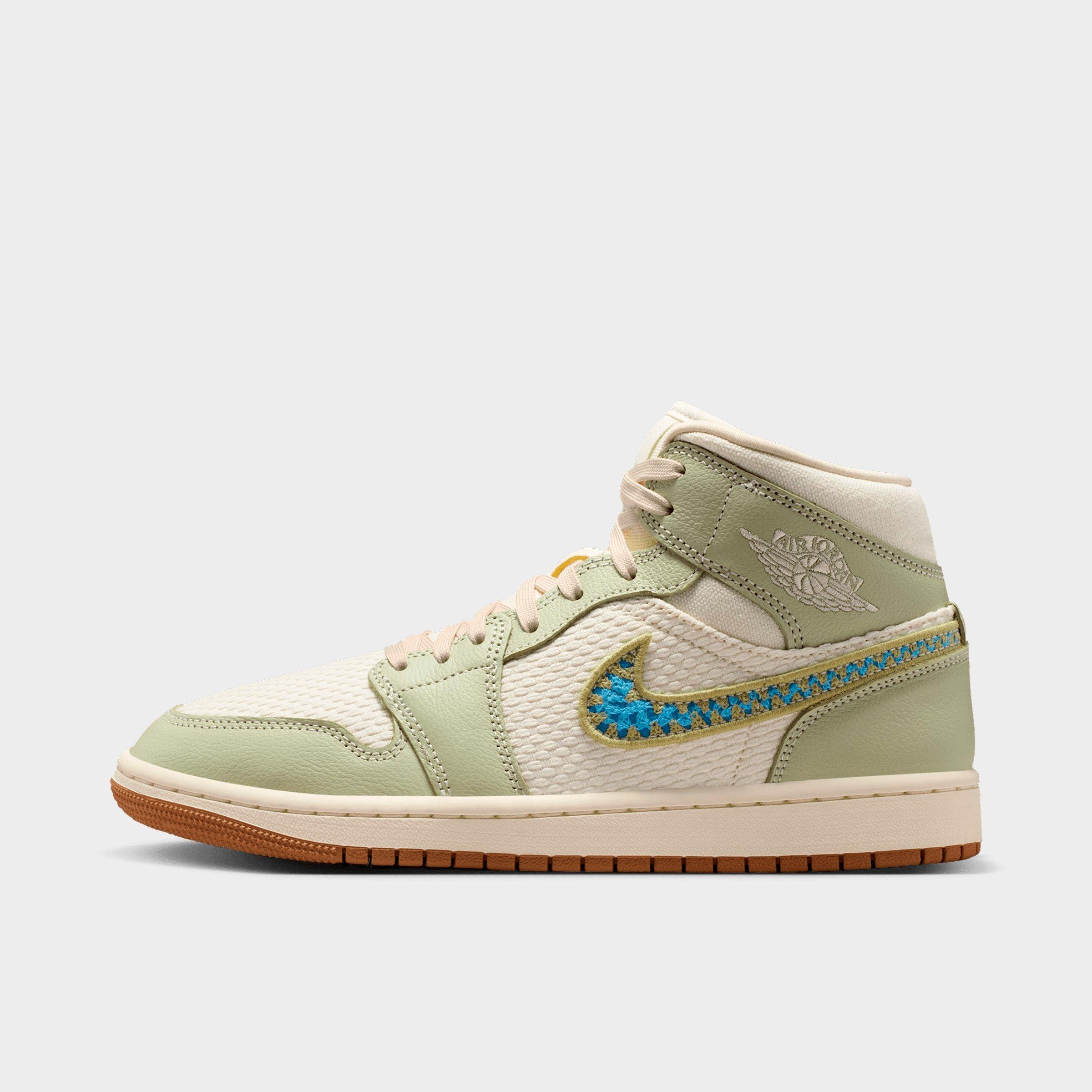 Air Jordan 1 Mid SE Casual Shoes