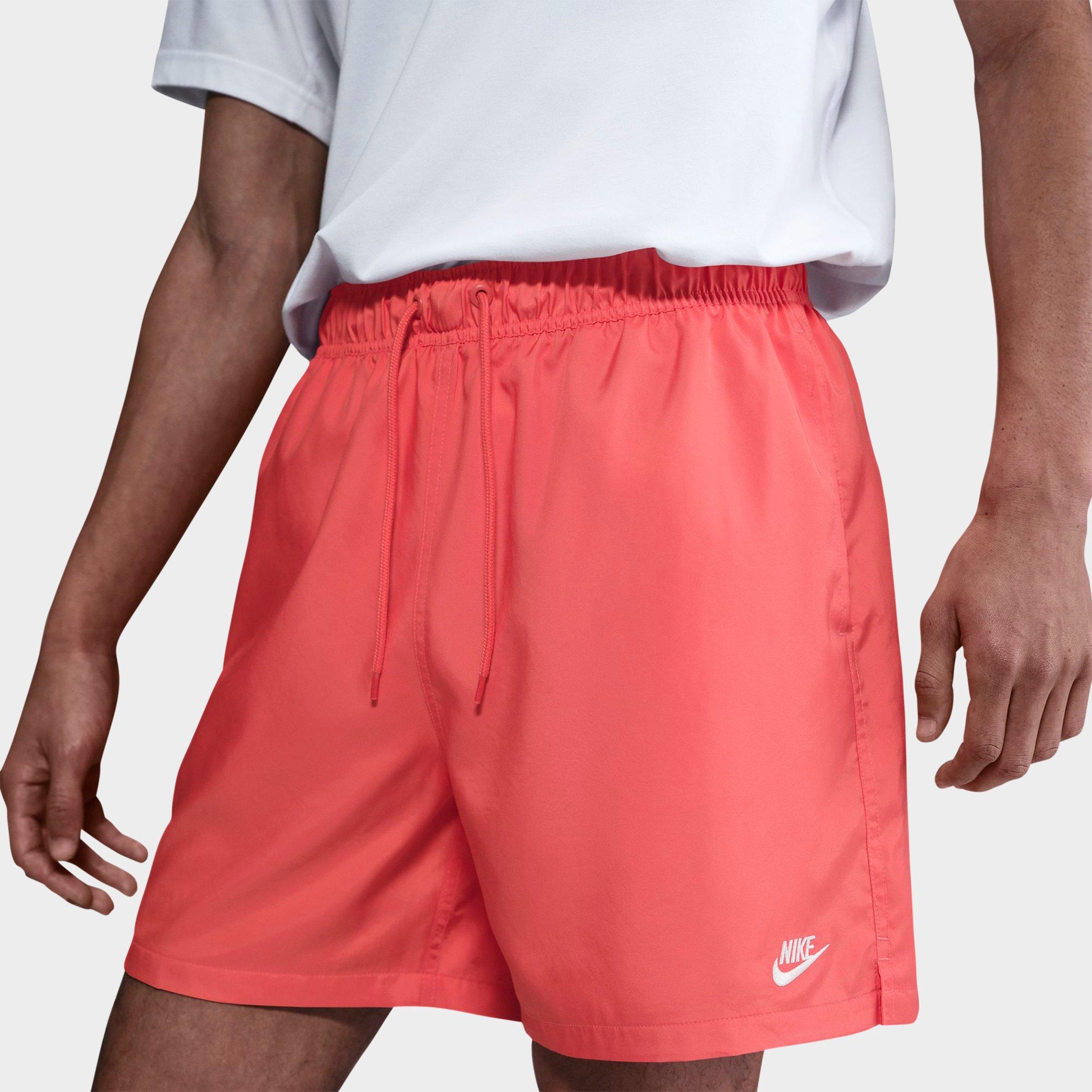 Nike Club Woven 6" Flow Shorts