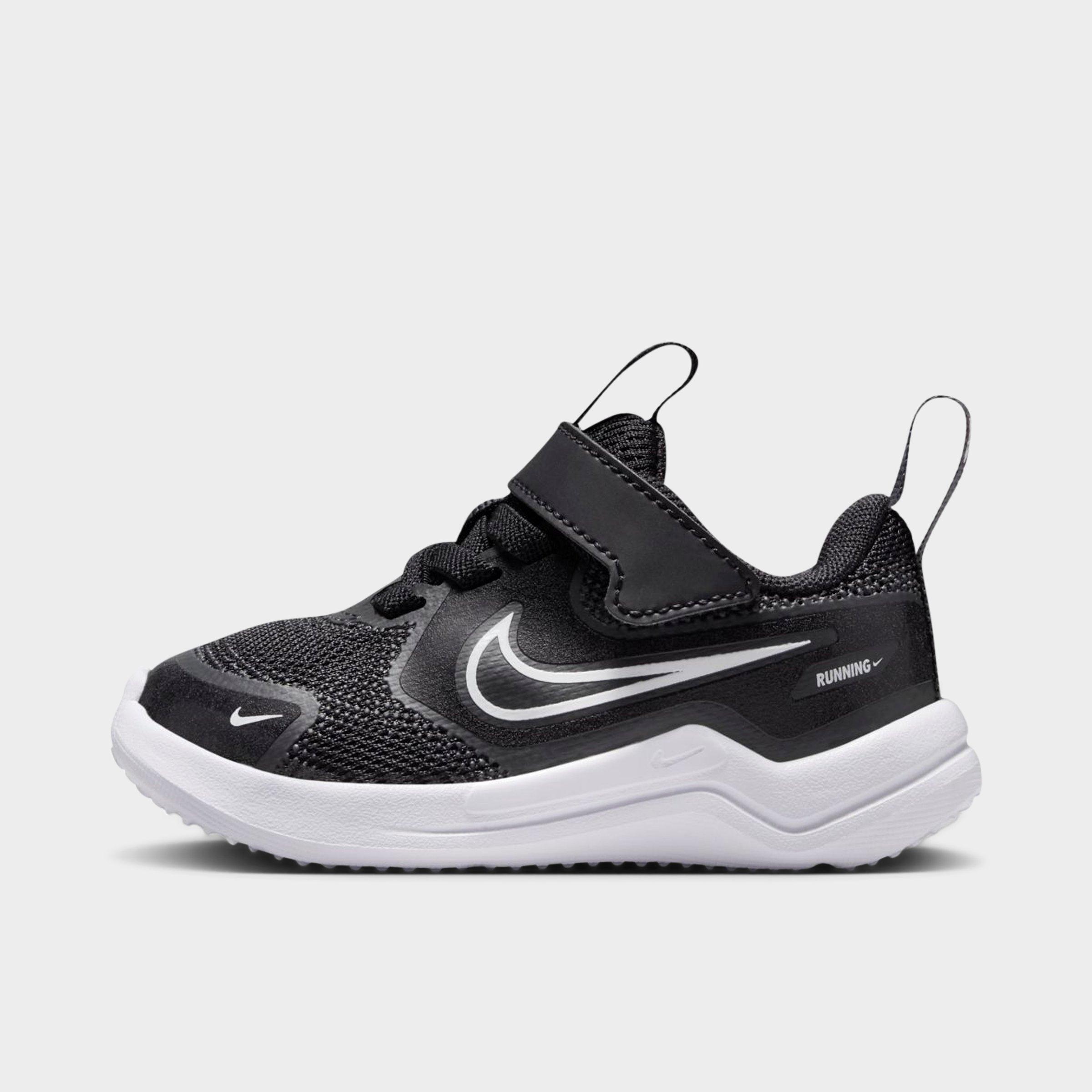 Nike Cosmic Runner Stretch Lace Casual Shoes