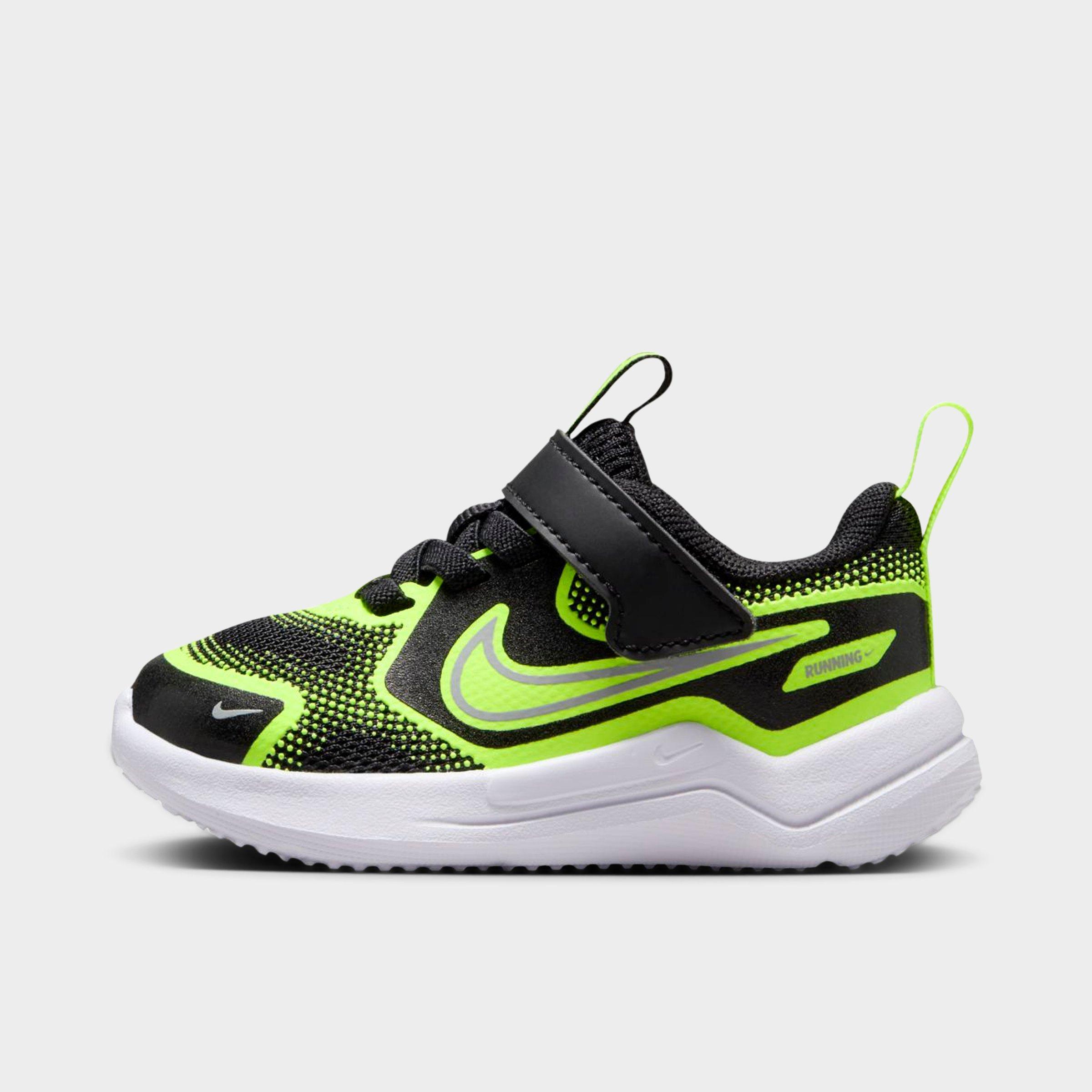 Nike Cosmic Runner Stretch Lace Casual Shoes