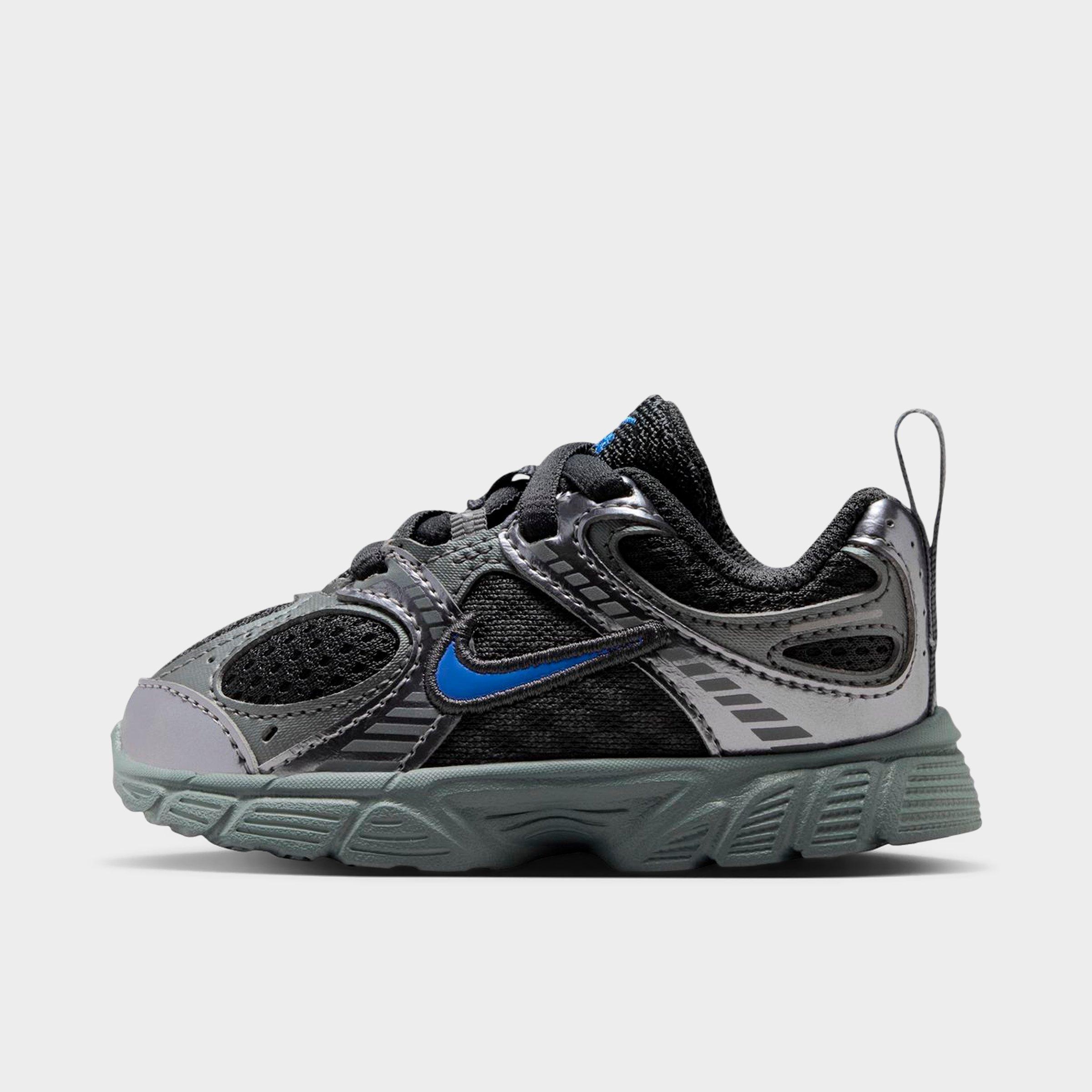Nike V5 RNR Stretch Lace Casual Shoes