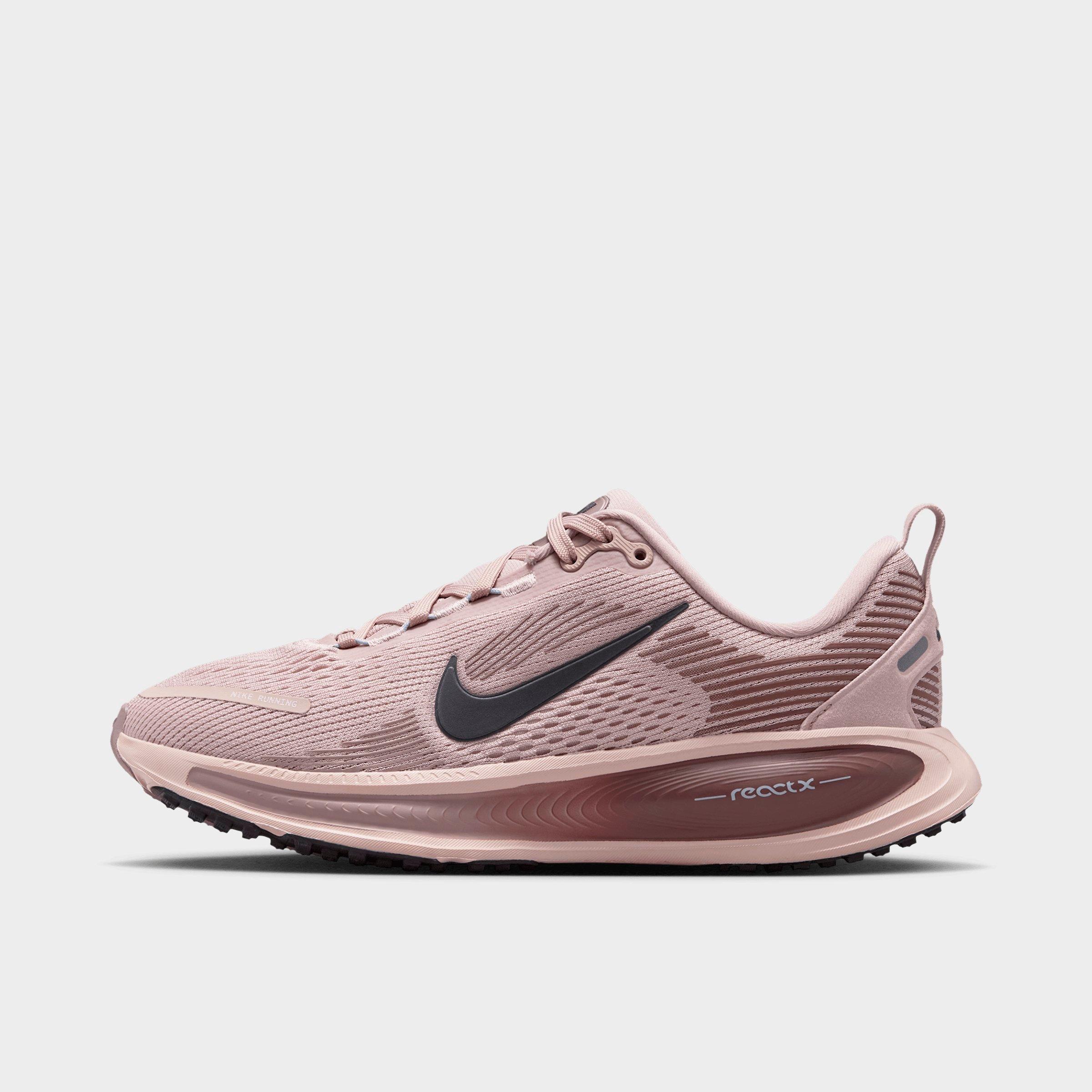 Nike Vomero 18 Running Shoes