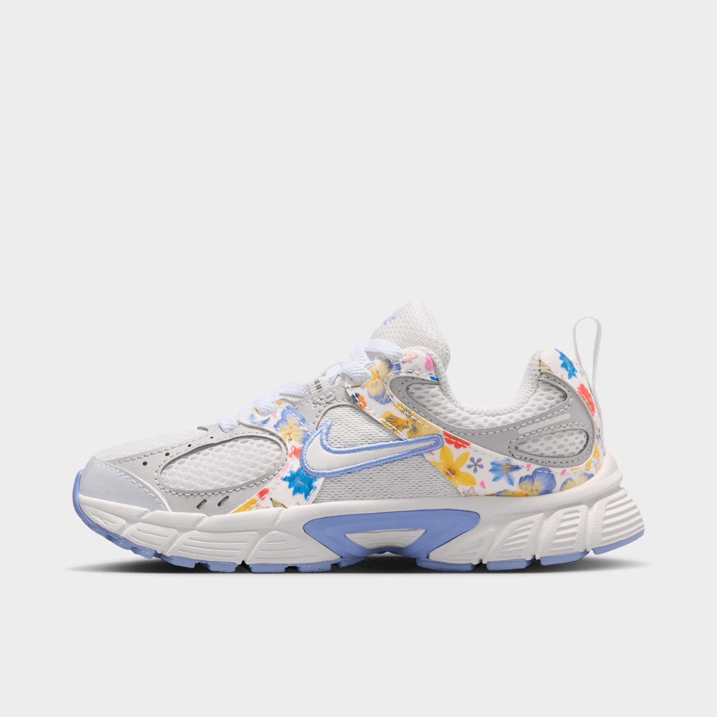 Nike V5 RNR Casual Shoes