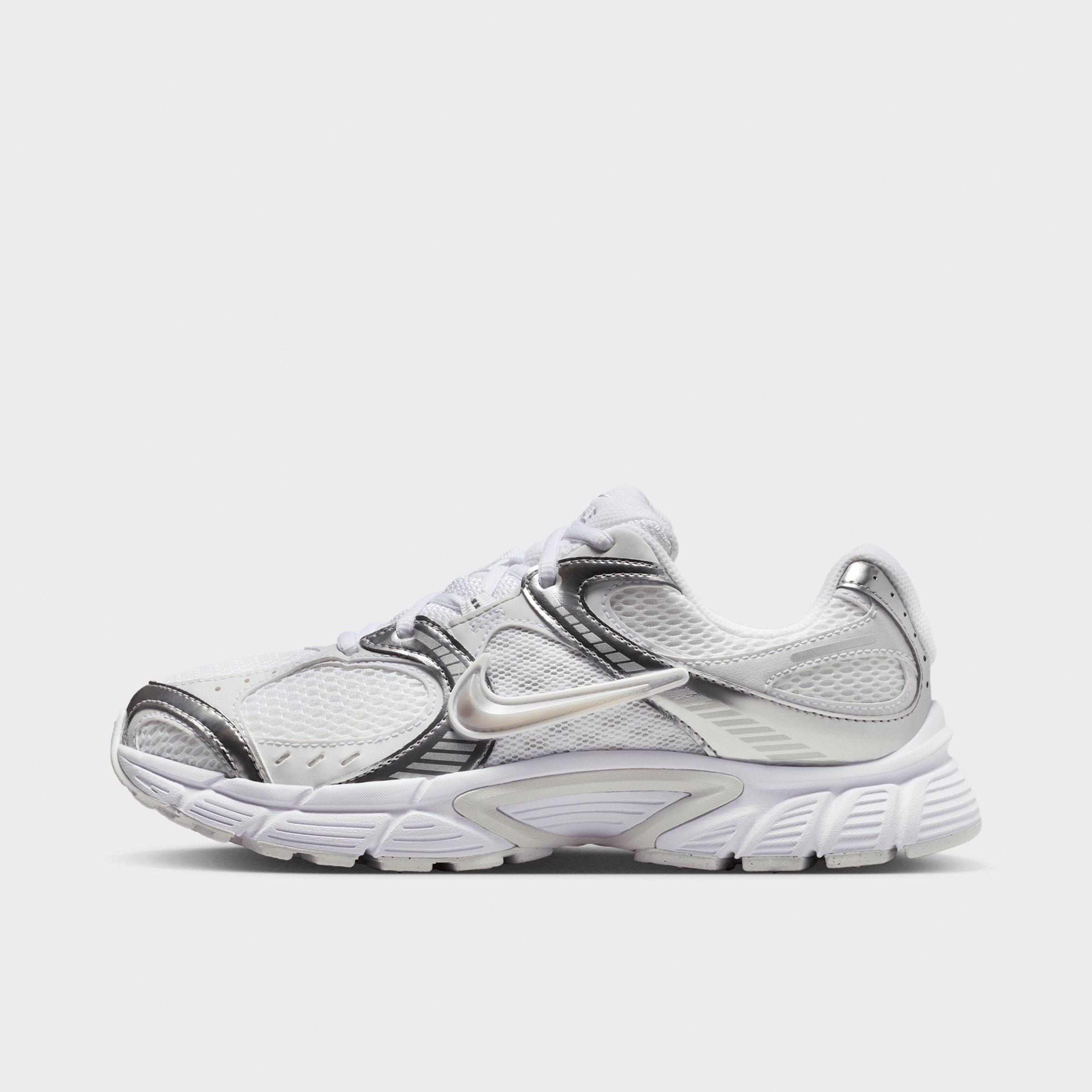 Nike V5 RNR Casual Shoes