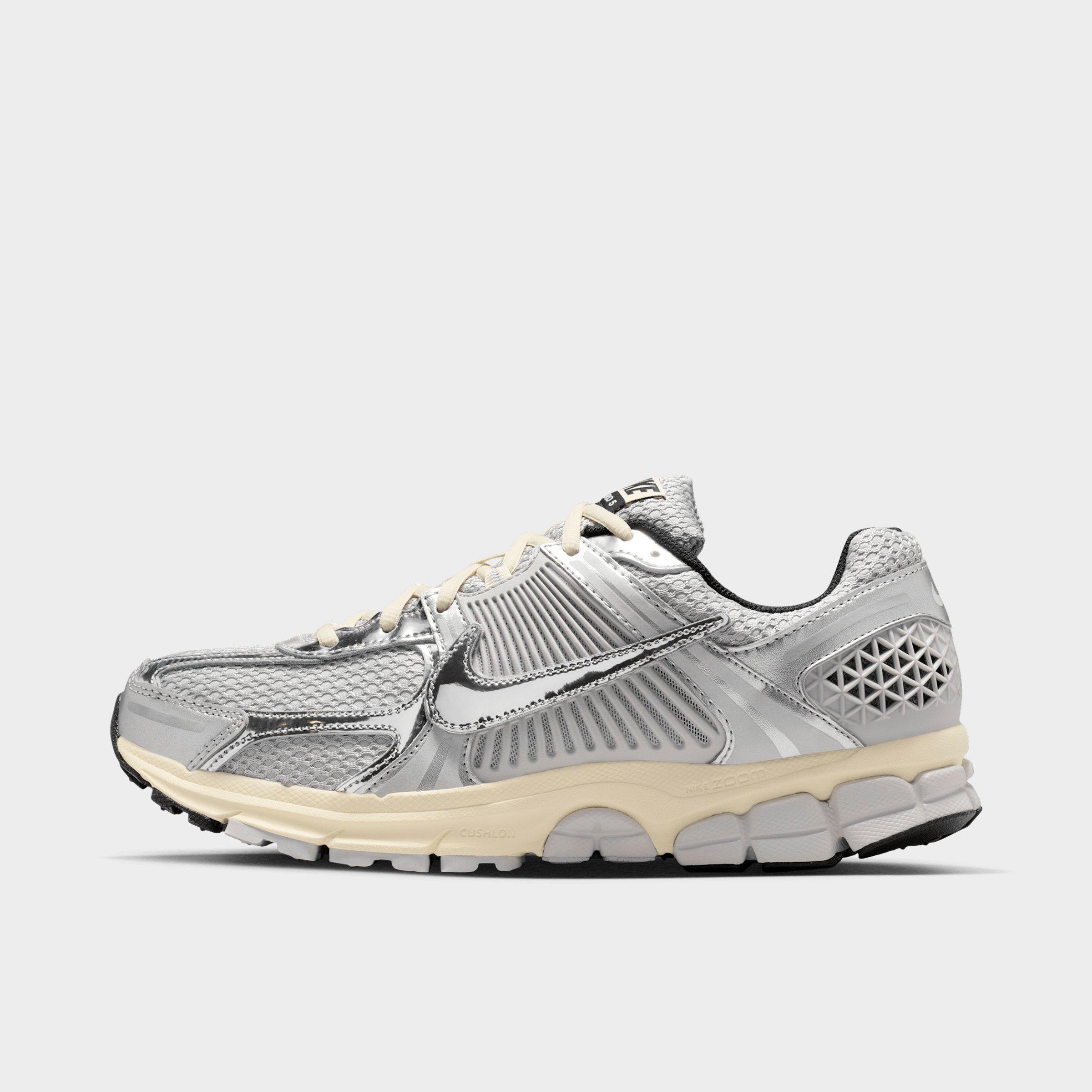 Nike Zoom Vomero 5 Casual Shoes