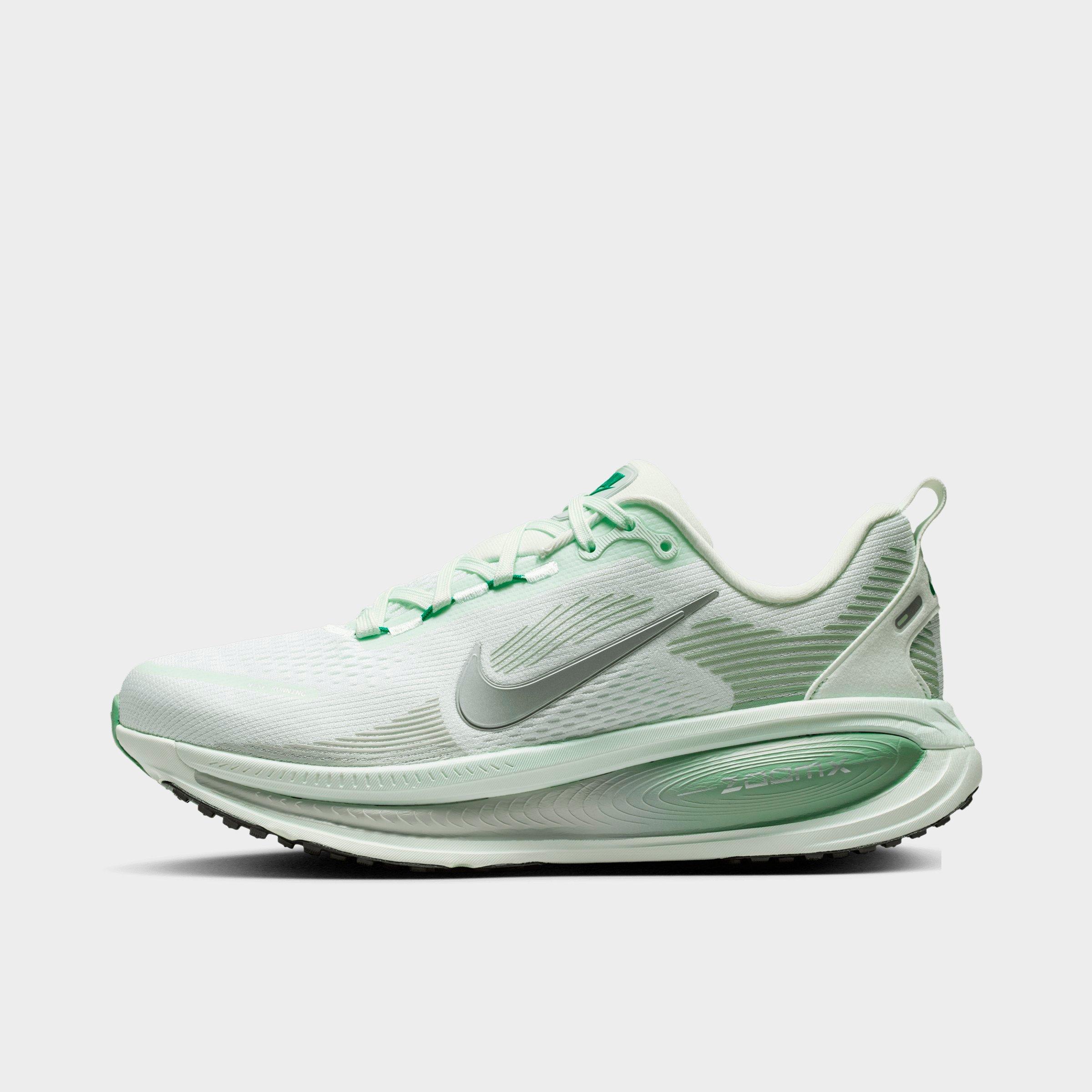 Nike Vomero 18 Running Shoes