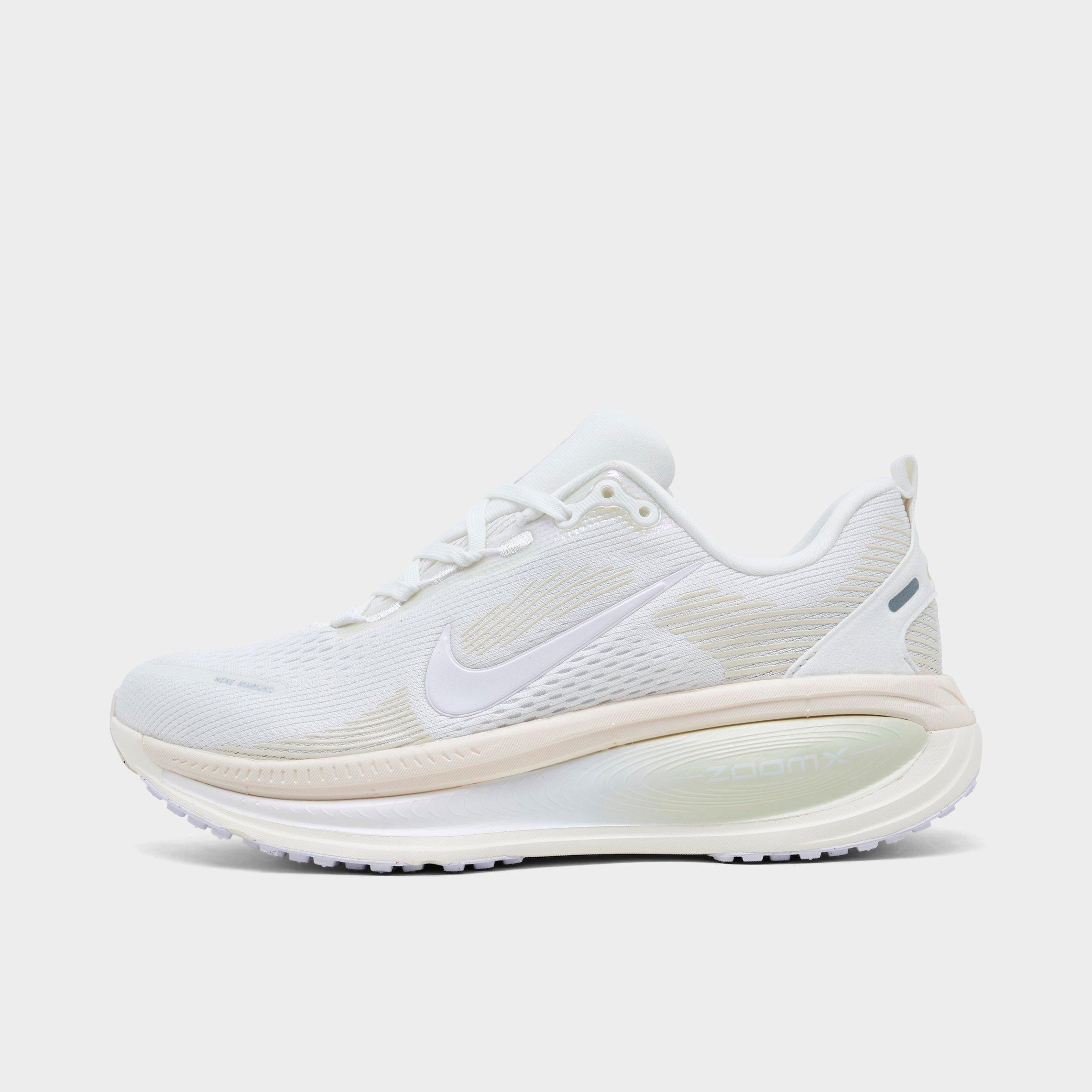 Nike Vomero 18 Running Shoes