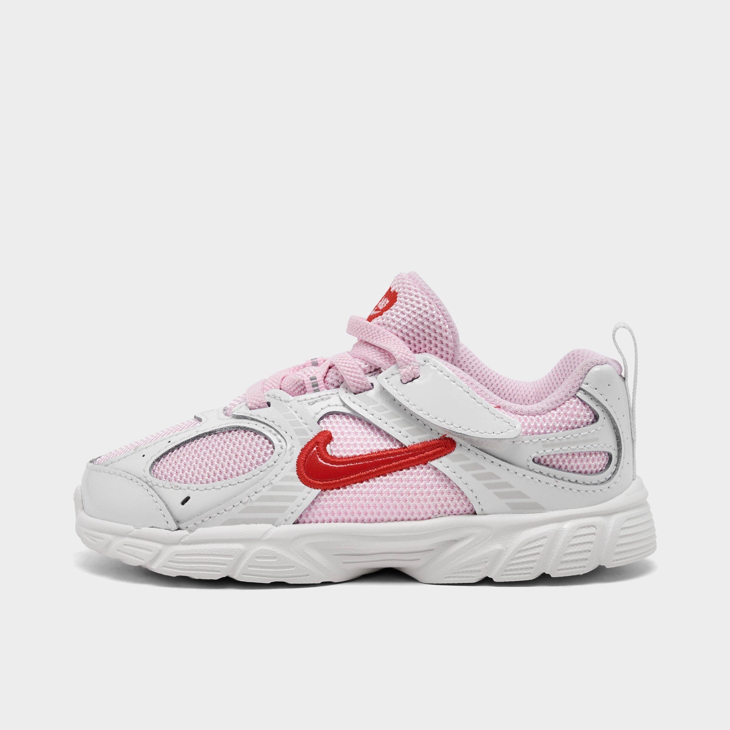 Nike V5 RNR Stretch Lace Casual Shoes