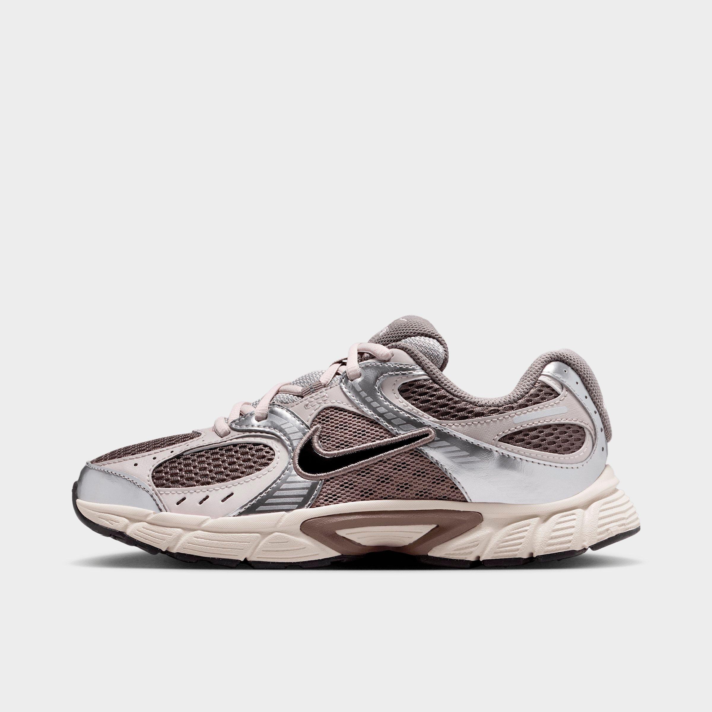 Nike V5 RNR Casual Shoes