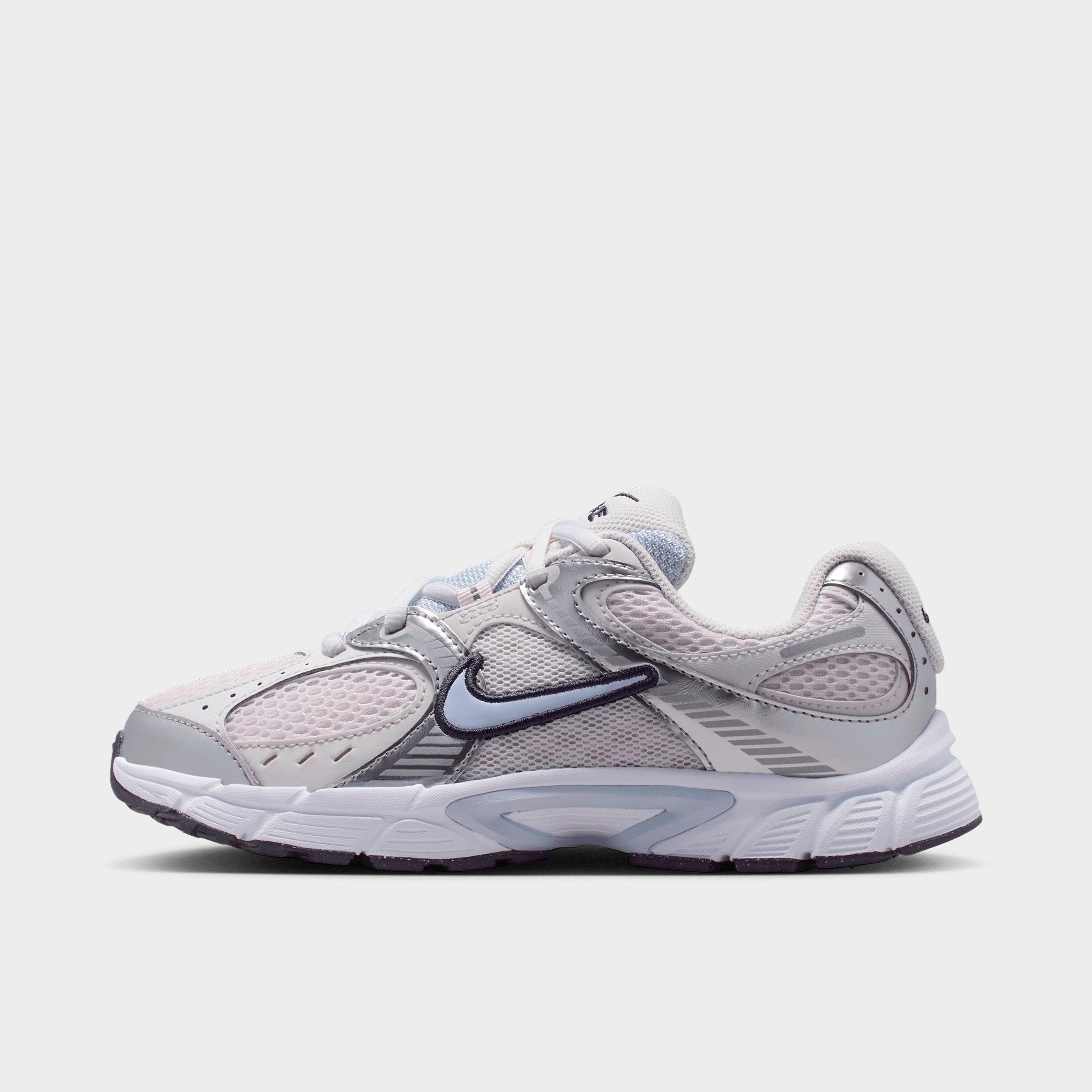 Nike V5 RNR Casual Shoes
