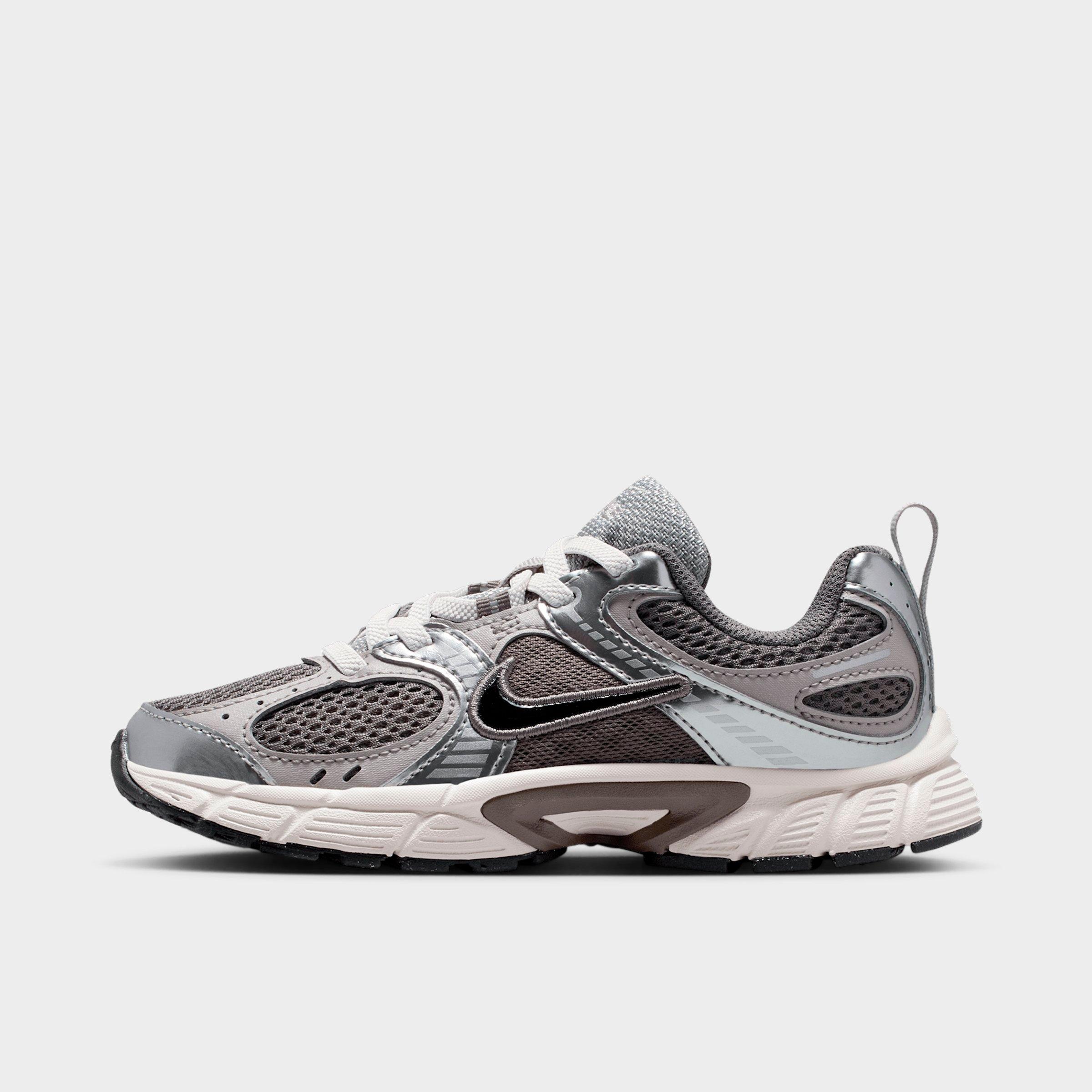 Nike V5 RNR Stretch Lace Casual Shoes