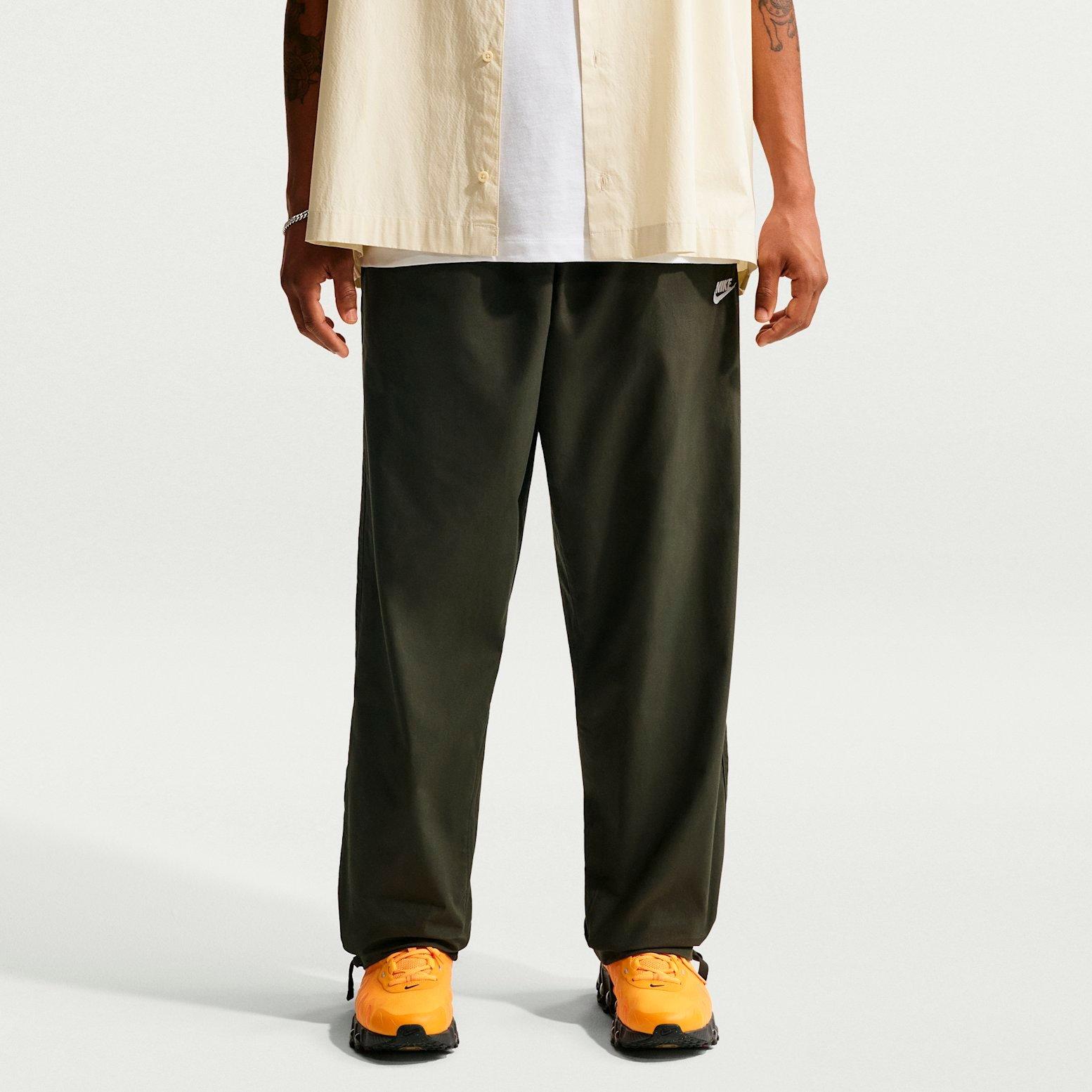 Nike Sportswear Club Barcelona Woven Pants