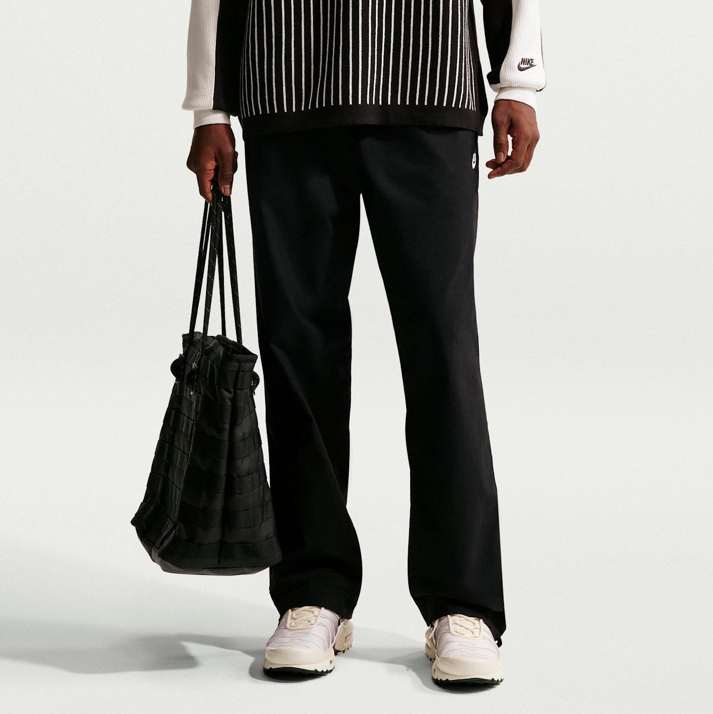 Nike Sportswear Club Barcelona Woven Pants