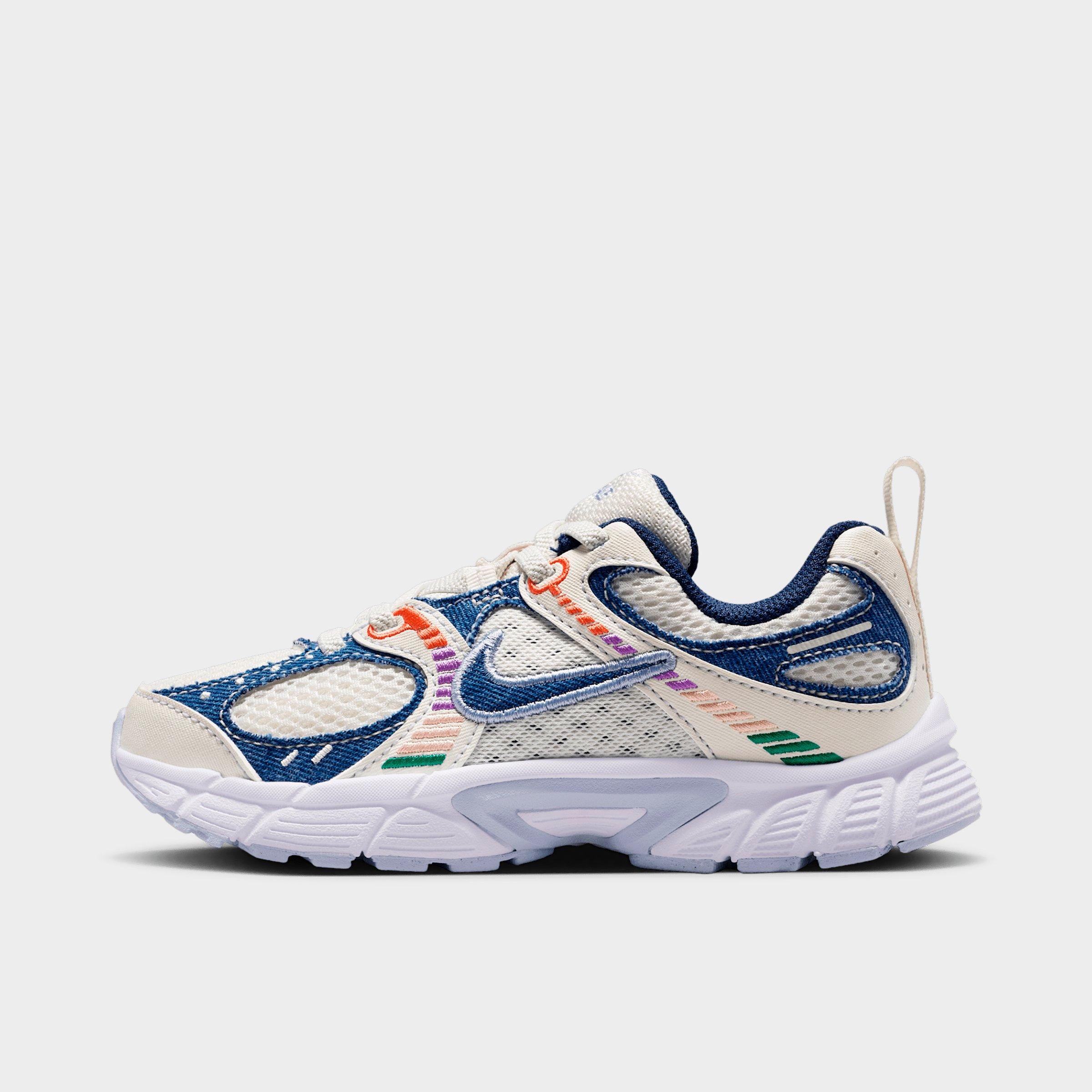 Nike V5 RNR Stretch Lace Casual Shoes