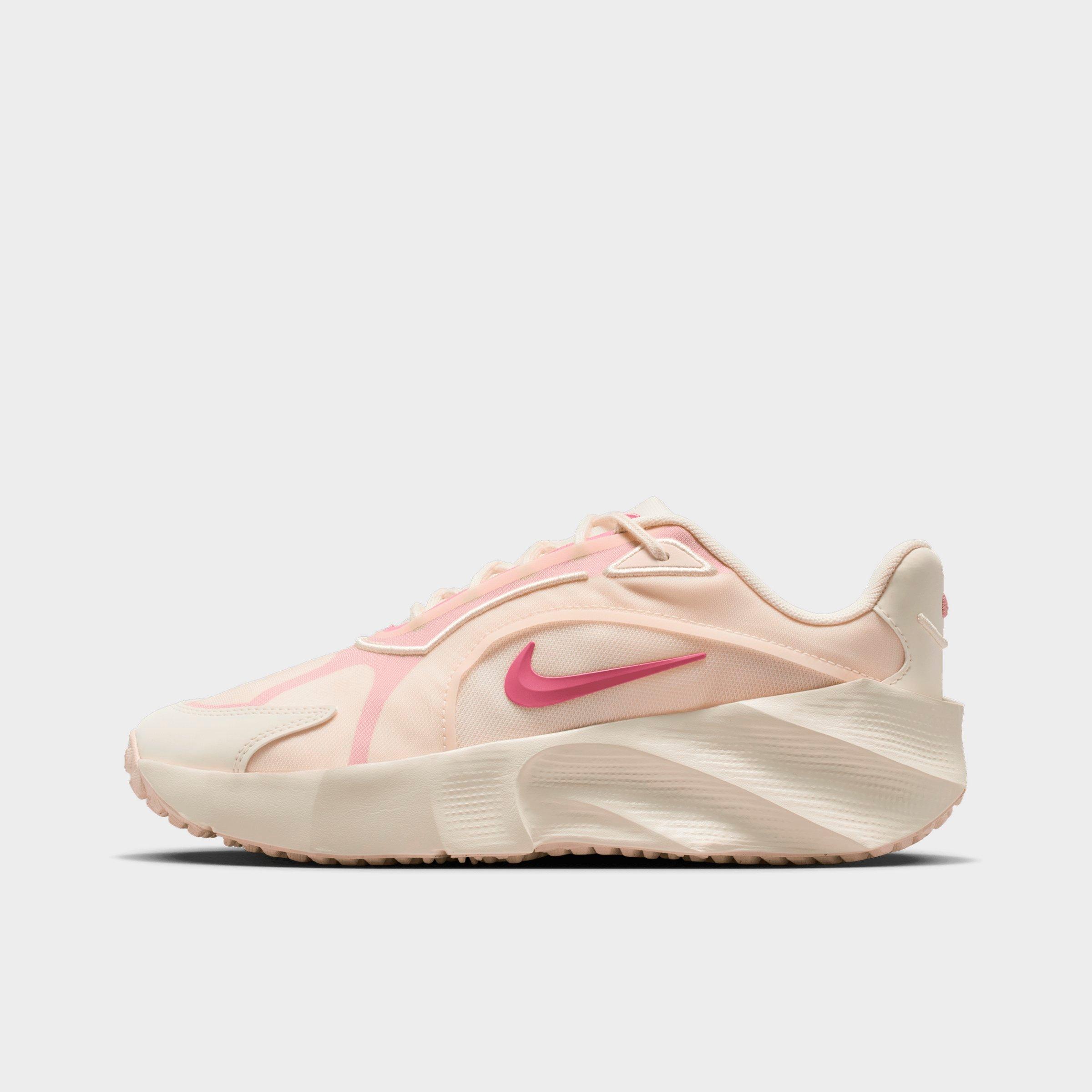 Nike Aura Edge Casual Shoes
