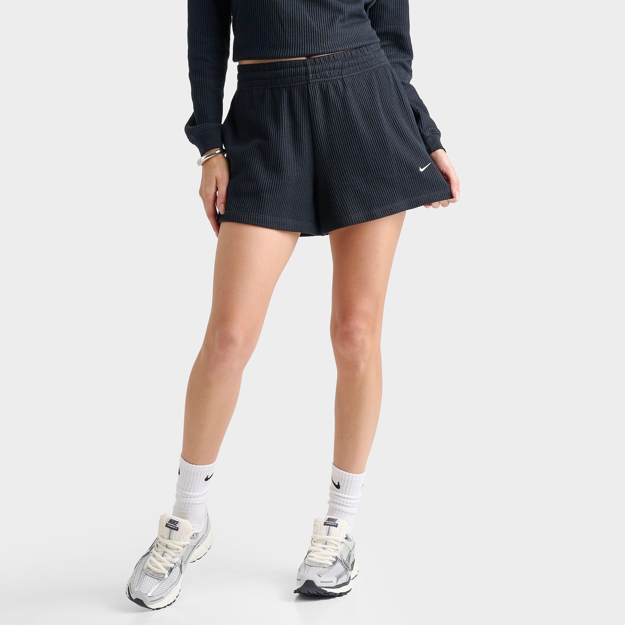 Nike Sportswear Chill Waffle Loose Mid-Rise Shorts