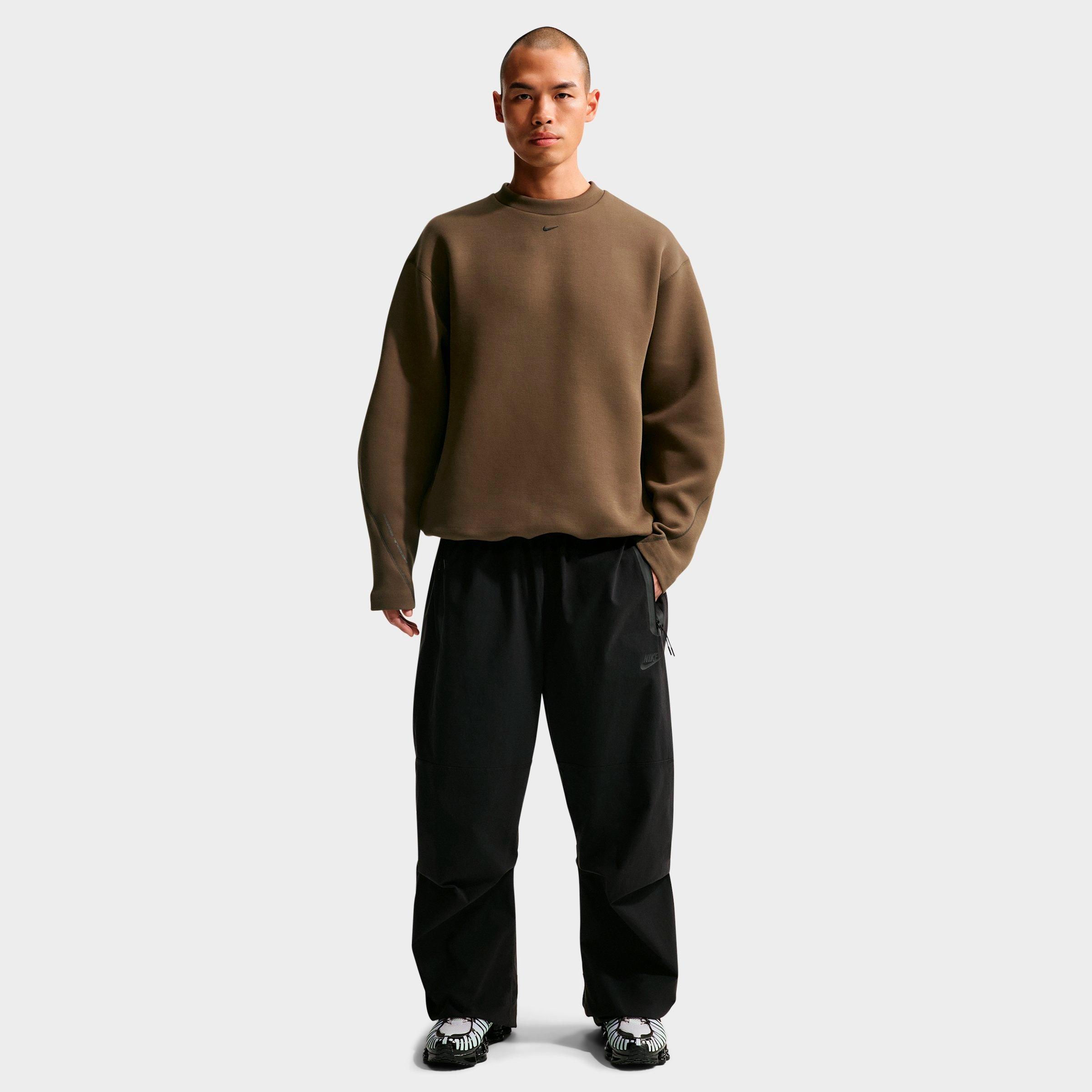 Nike Tech Fleece Loose Fit Crewneck Sweatshirt