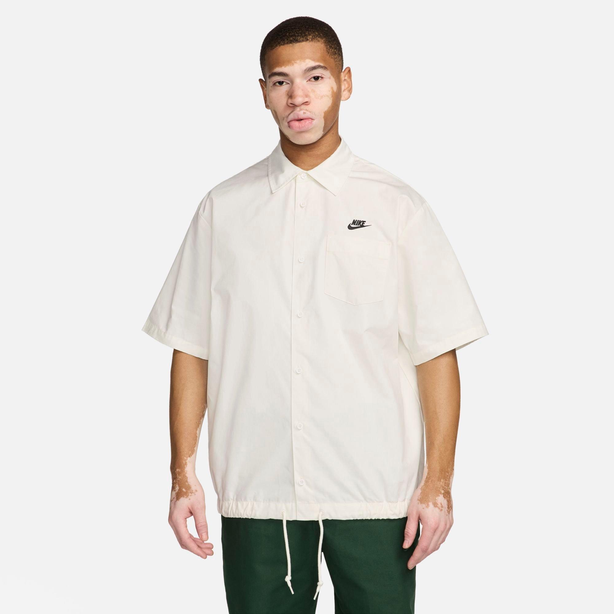 Nike Club Oxford Button-Down Short-Sleeve Shirt