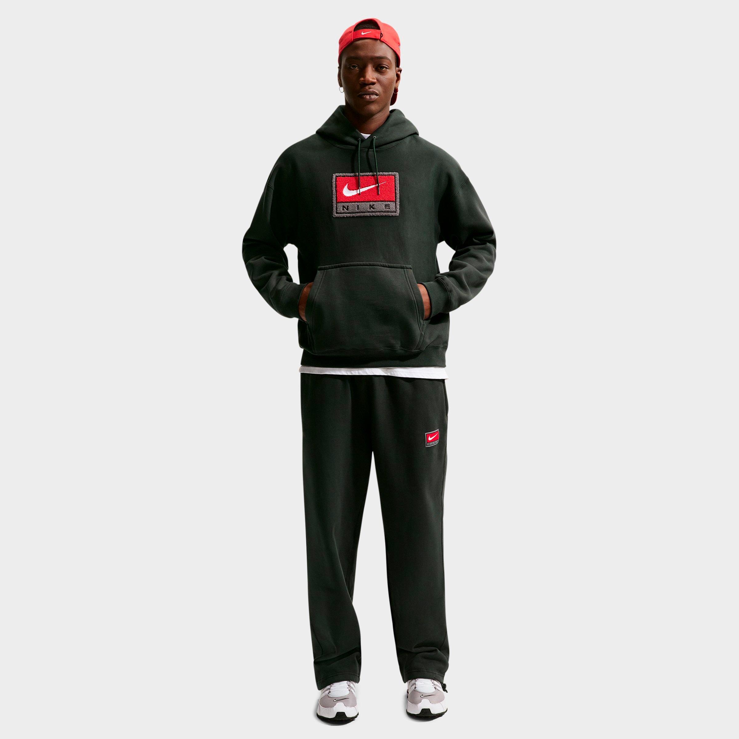 Nike Solo Swoosh Chenille Patch Fleece Pullover Hoodie