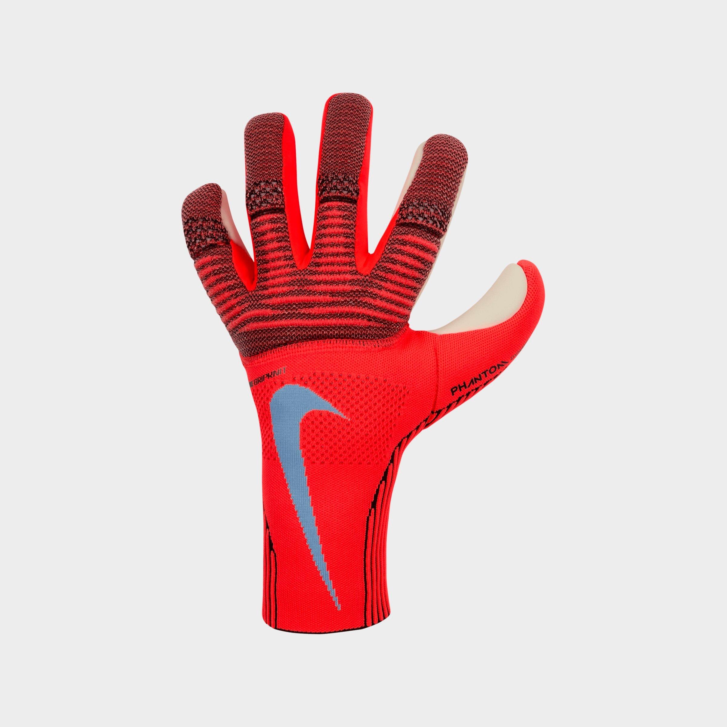 Nike Phantom Dynamic Fit Goalkeeper Soccer Gloves
