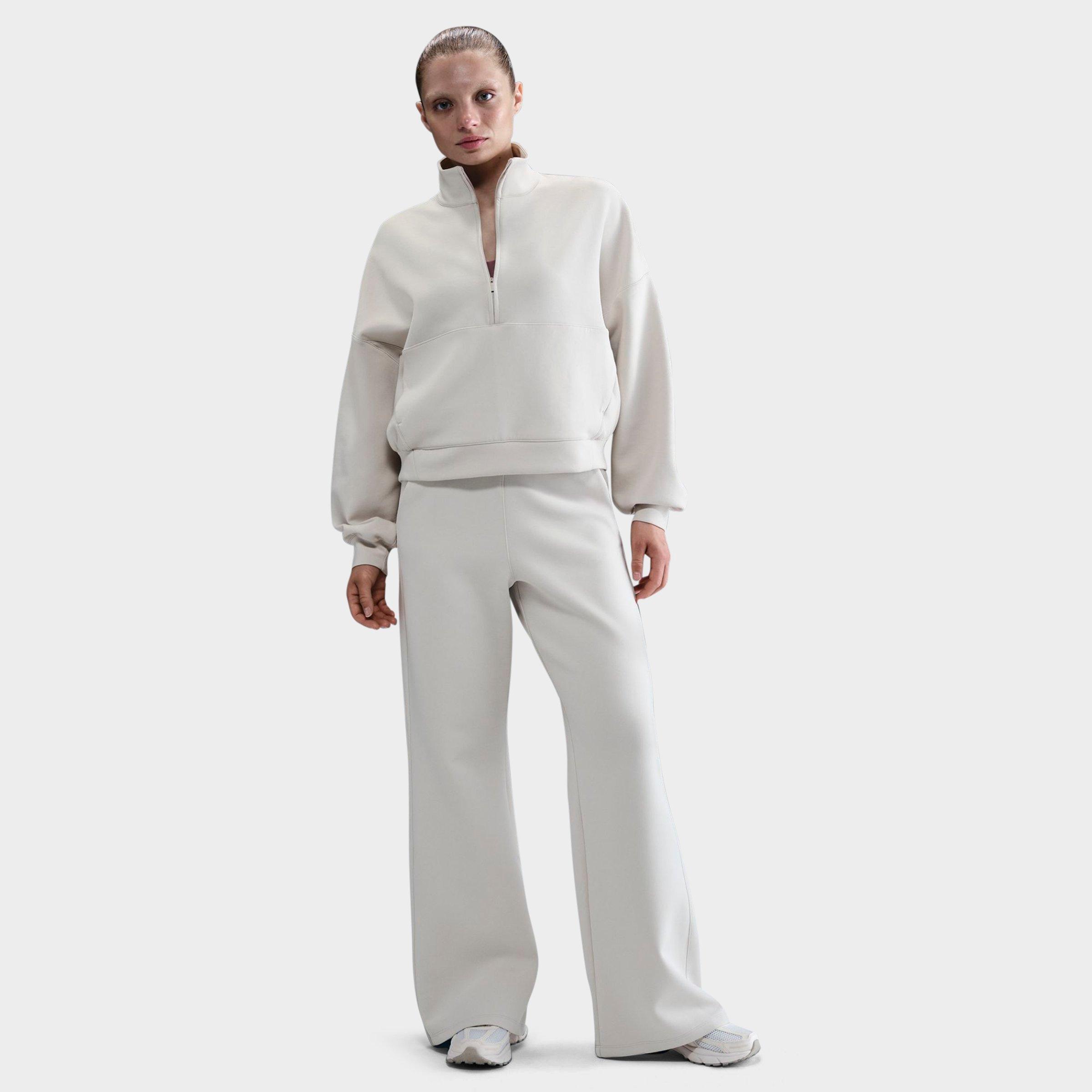 Nike 24.7 ImpossiblySoft Dri-FIT High-Waisted Loose Flared Pants