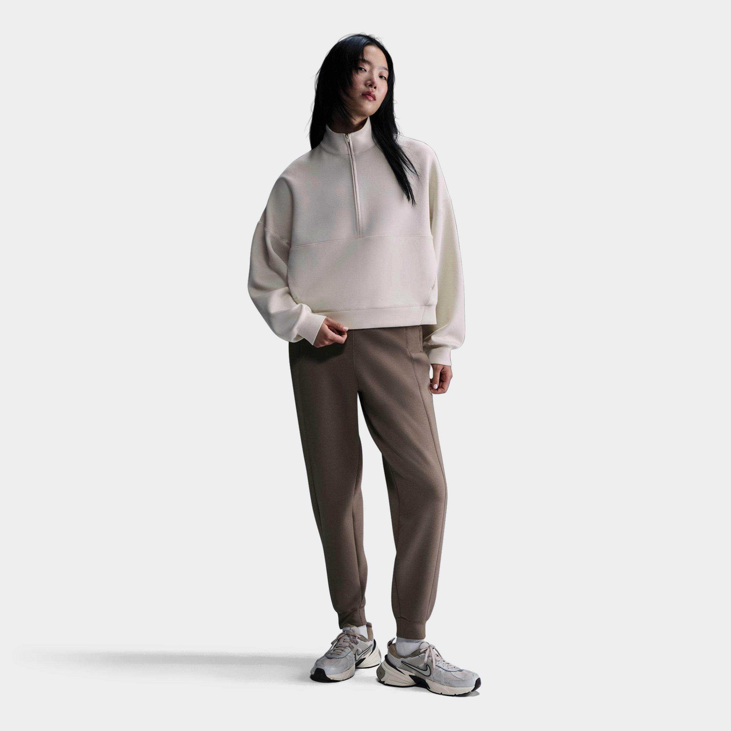 Nike 24.7 ImpossiblySoft Dri-FIT Oversized Half-Zip Top
