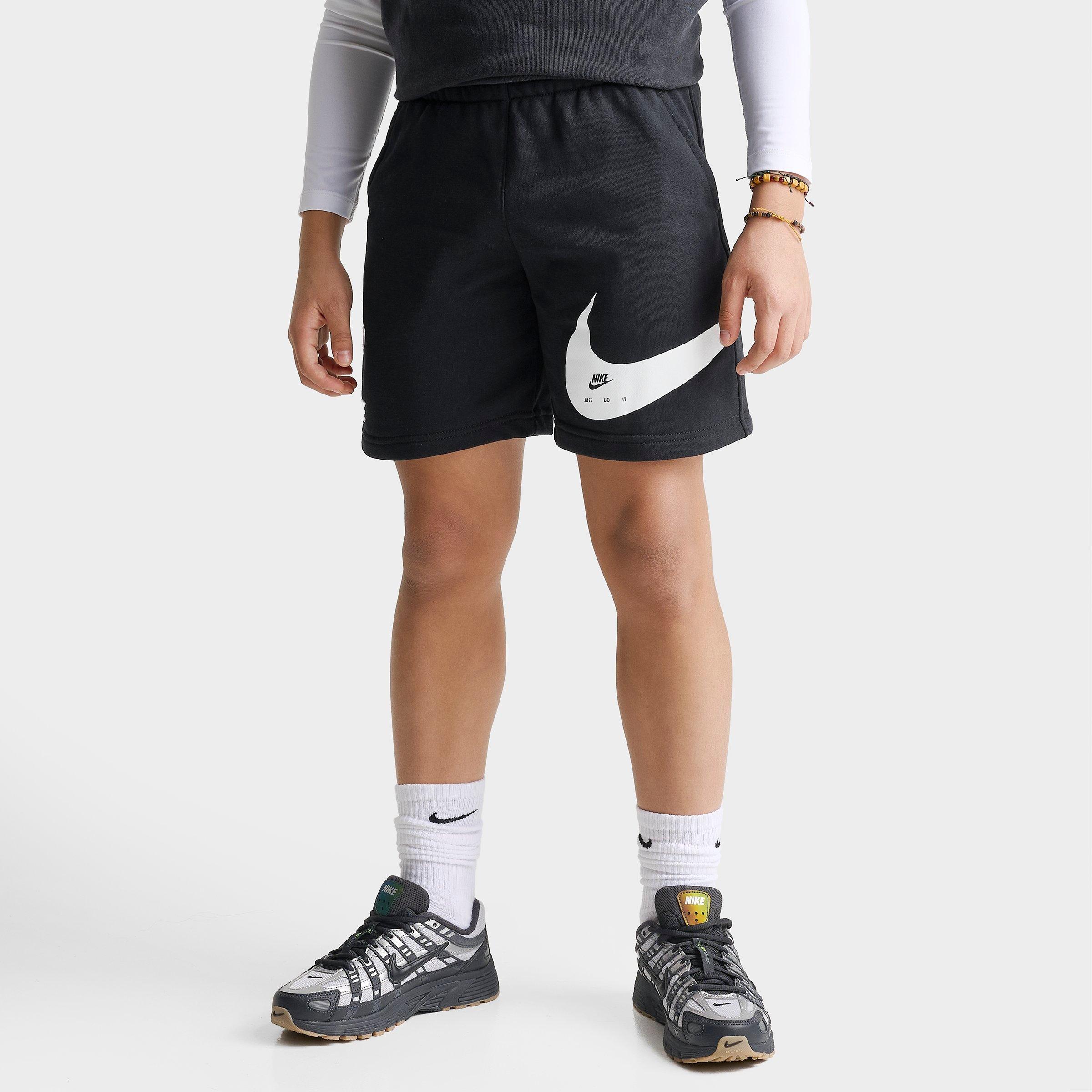 Nike Sportswear Swoosh Club French Terry Shorts