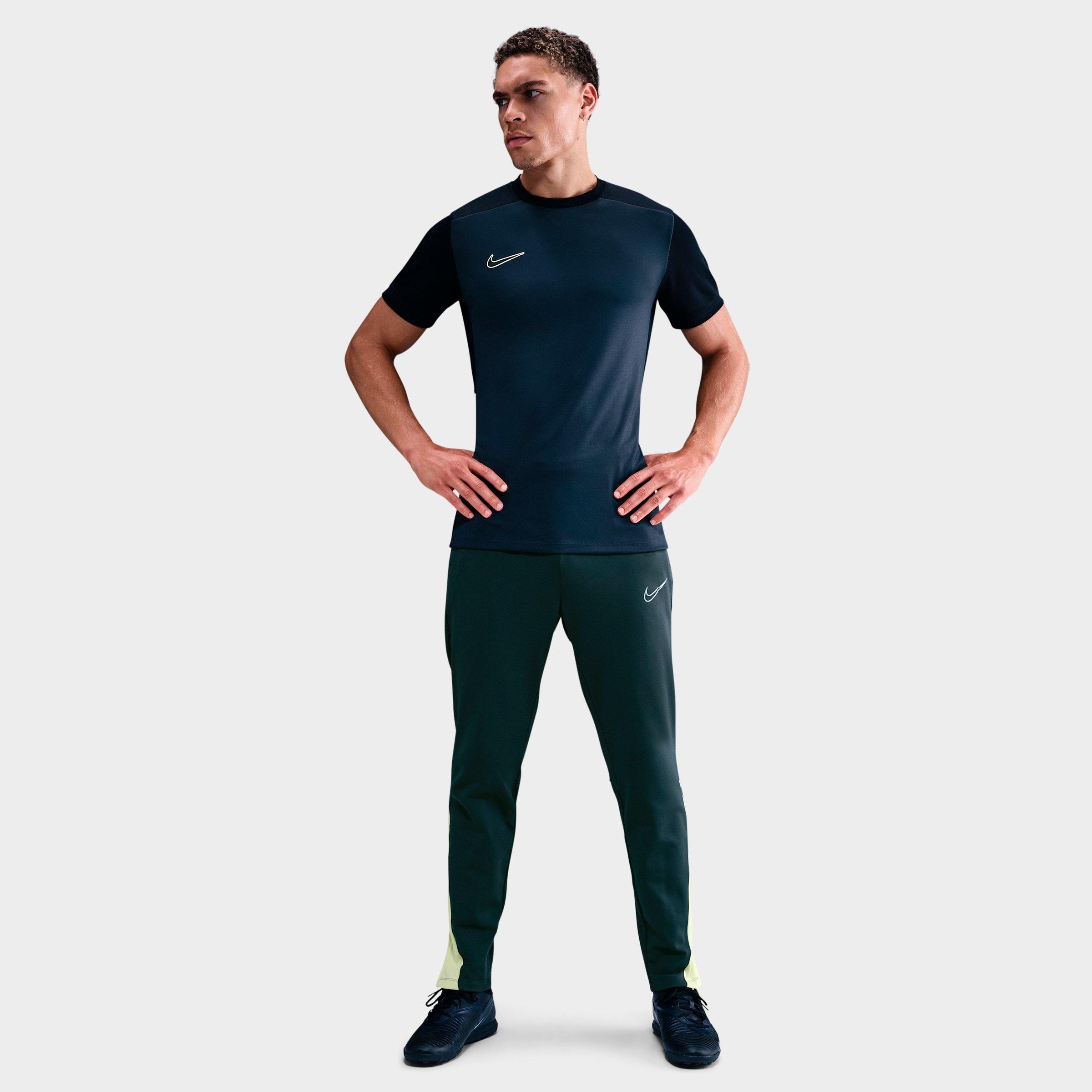 Nike Academy Winter Warrior Therma-FIT Soccer Pants