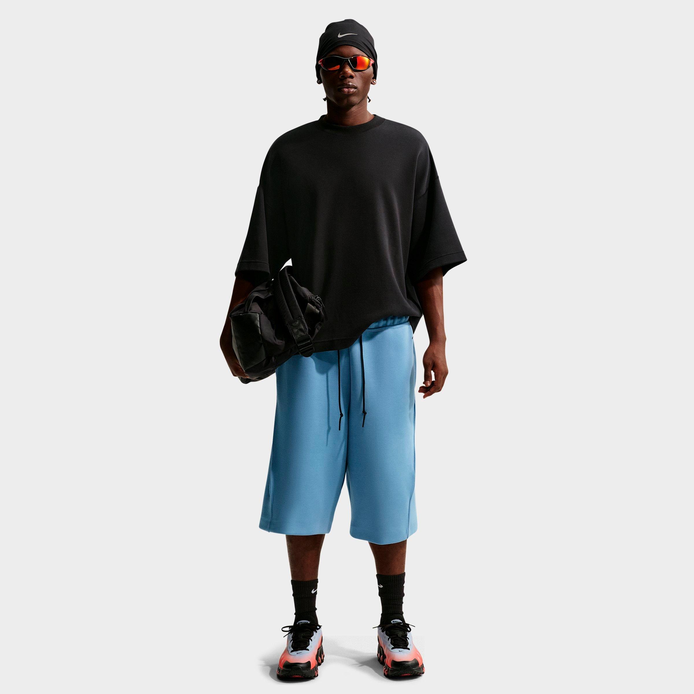 Nike Sportswear Tech Fleece Oversized Fit Shorts