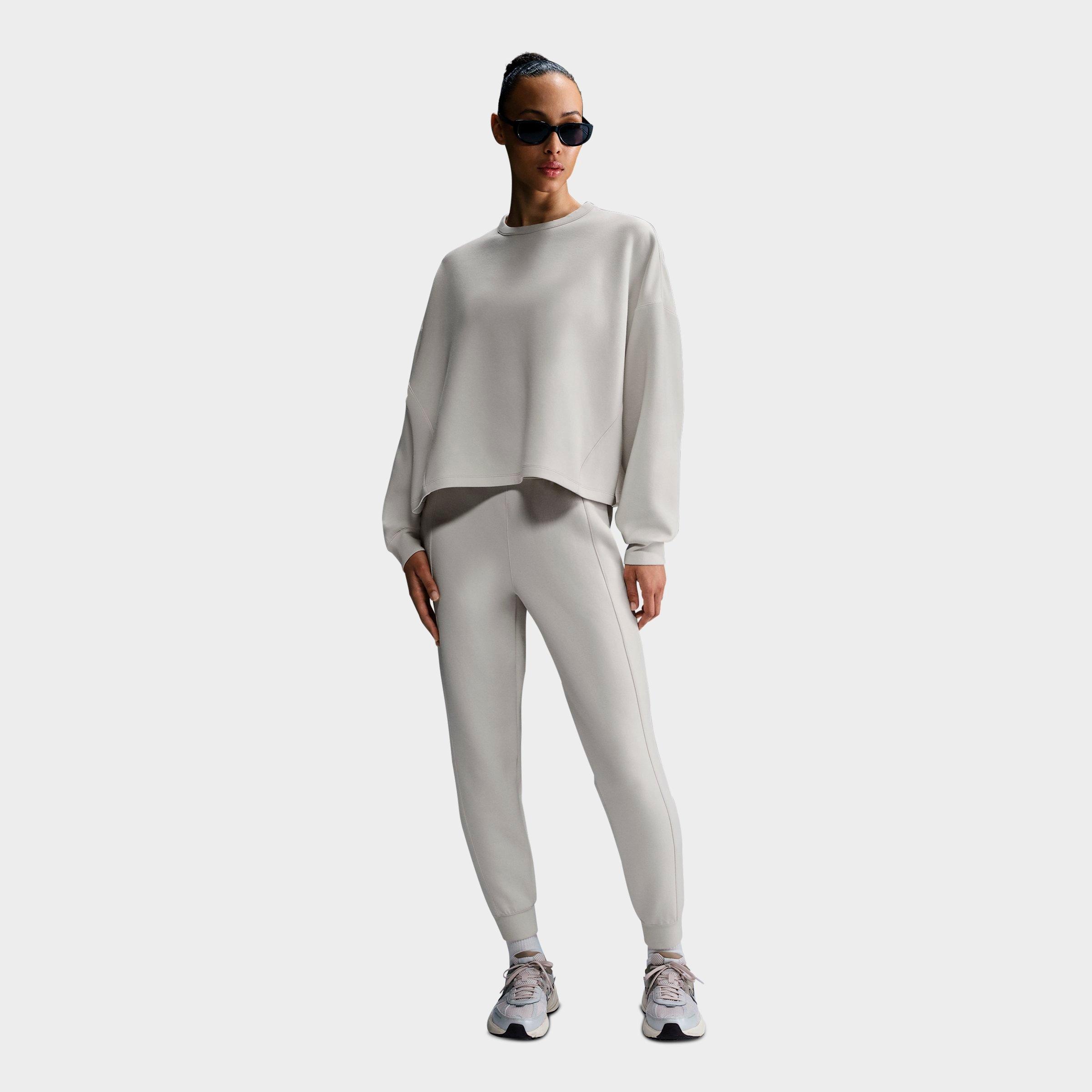 Nike 24.7 ImpossiblySoft Dri-FIT Oversized Crewneck Sweatshirt