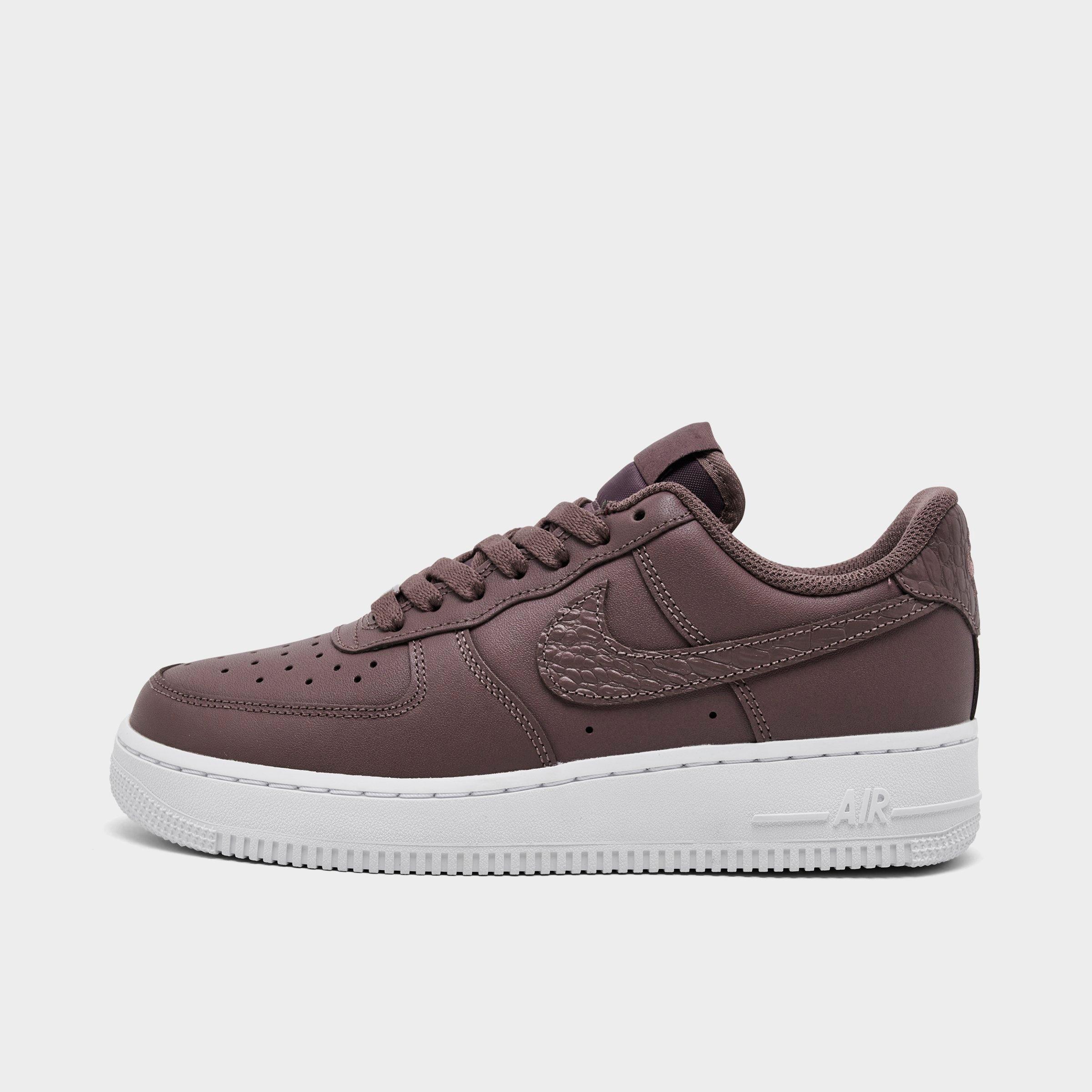 Nike Air Force 1 07 SE Casual Shoes
