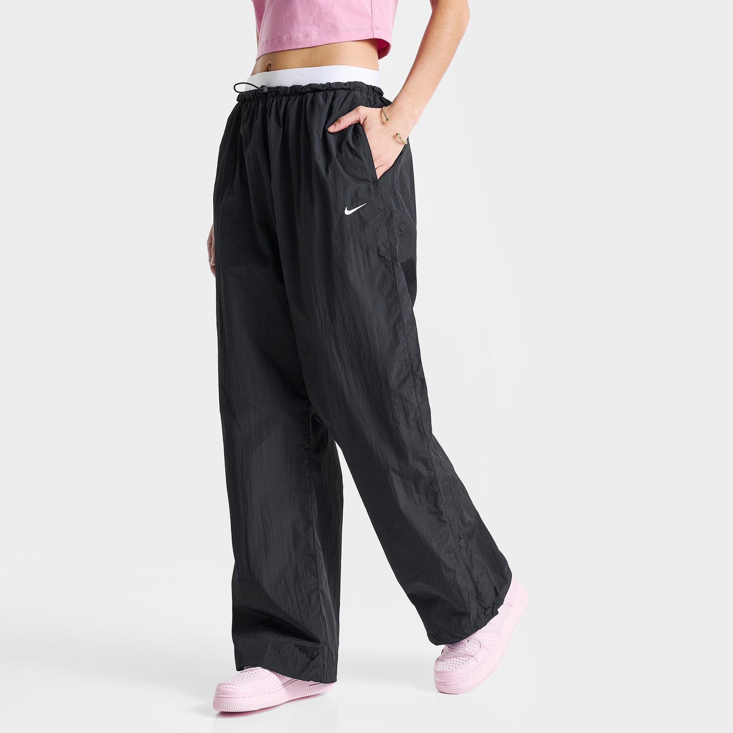 Nike Sportswear Loose High-Waisted Parachute Pants