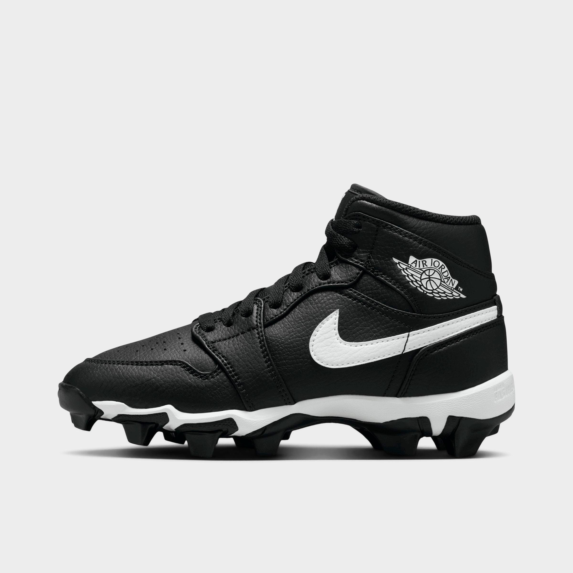 Air Jordan Retro 1 Mid Cleats