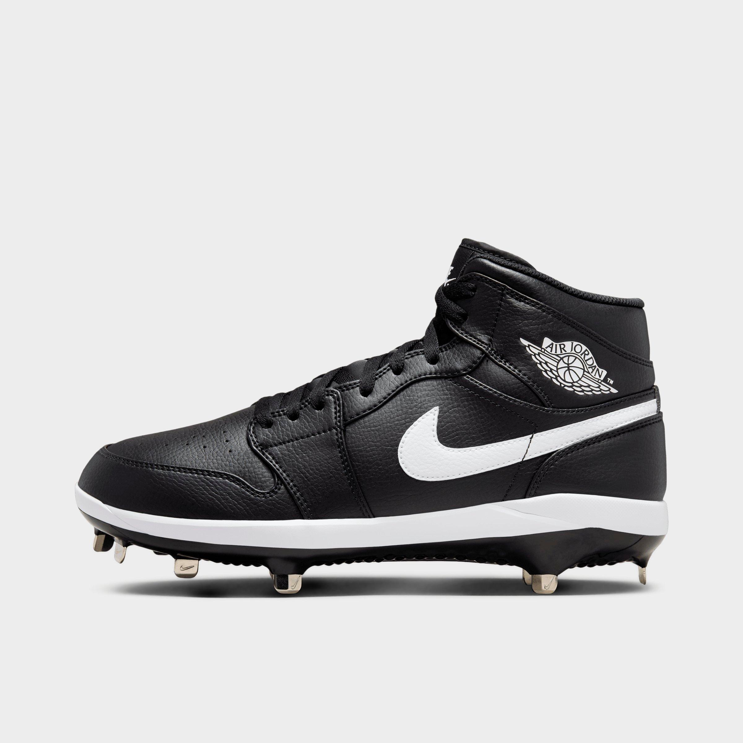 Air Jordan 1 Retro Metal Baseball Cleats