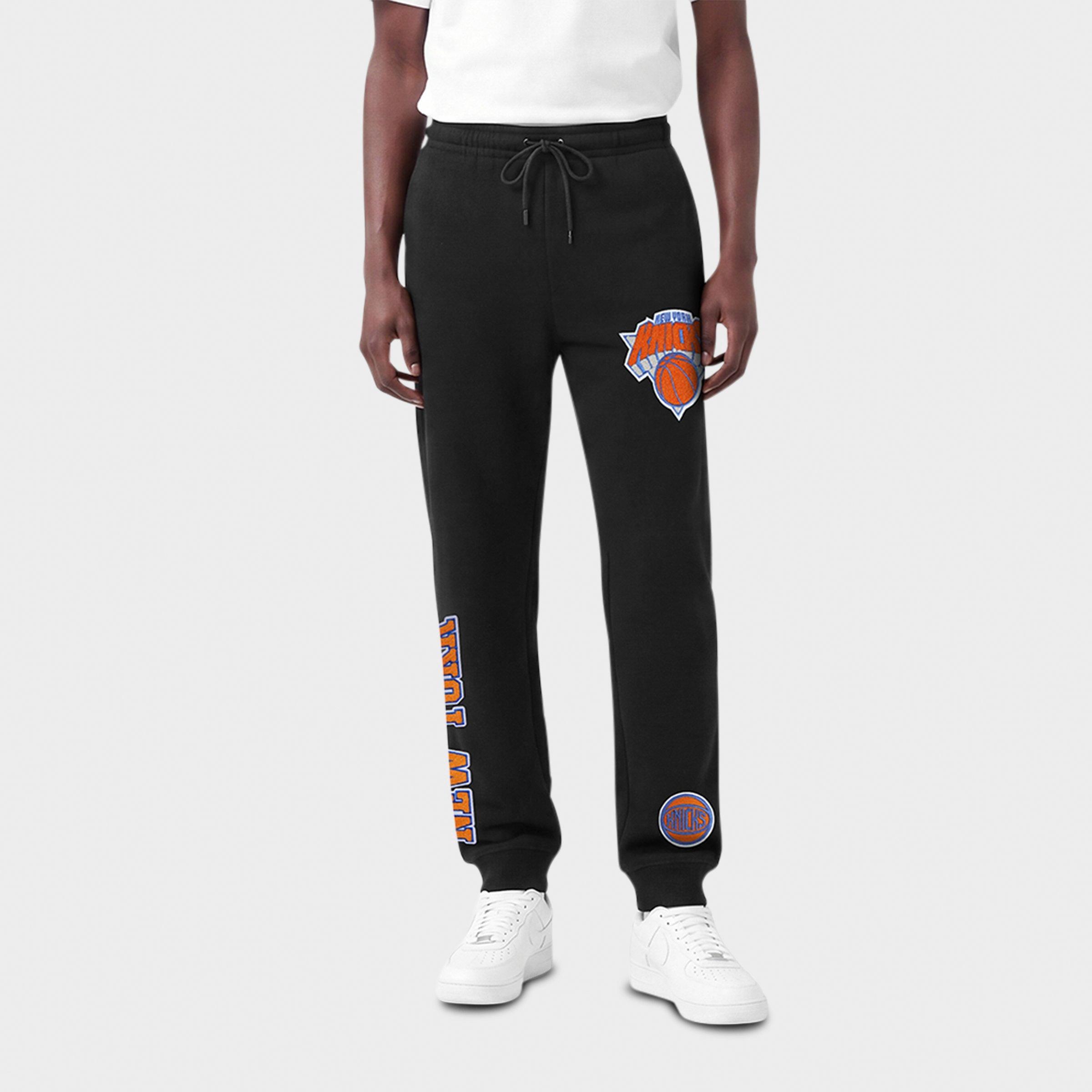 Pro Standard New York Knicks NBA Classic Chenille Fleece Jogger Pants
